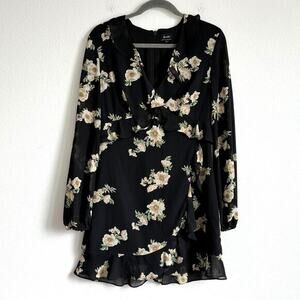 Bardot Catalina Mini Dress 8/M‎ Dark Coquette Modern Romantic Whimsigoth Floral